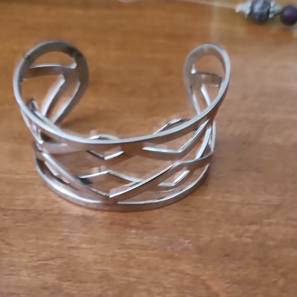 Elegant Silver Cuff Bracelet